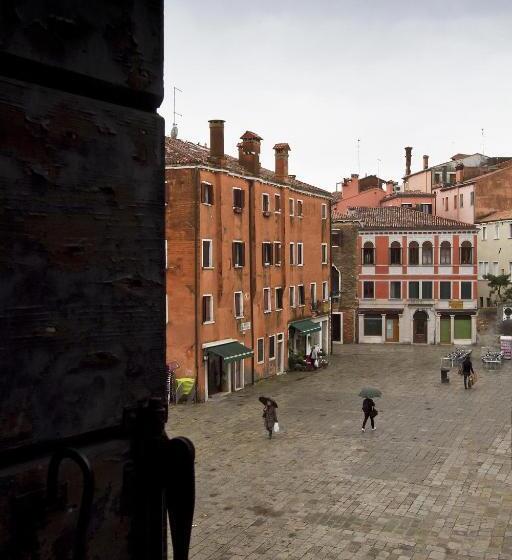 اتاق استاندارد چهارنفره با سرویس بهداشتی مشترک, San Giacomo Venezia