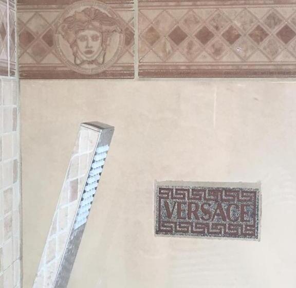 اتاق استاندارد یک تخته با سرویس بهداشتی مشترک, San Giacomo Venezia