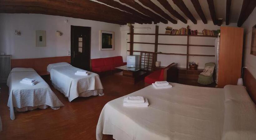 اتاق استاندارد چهارنفره با سرویس بهداشتی مشترک, San Giacomo Venezia