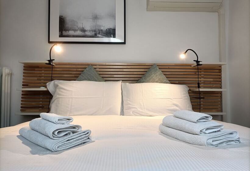 اتاق استاندارد یک تخته با سرویس بهداشتی مشترک, San Giacomo Venezia