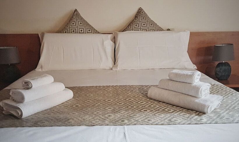 اتاق استاندارد چهارنفره با سرویس بهداشتی مشترک, San Giacomo Venezia