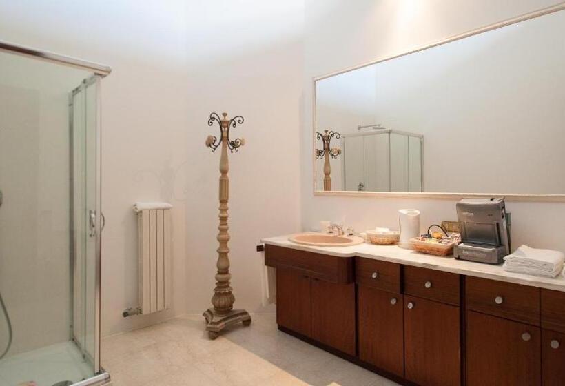 ویلای یک اتاق خوابه با استخر شنا, Villa Magnolia Luxury Suites