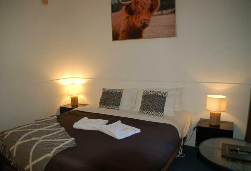 חדר סטנדרט עם מיטת קינג, Calder Motel