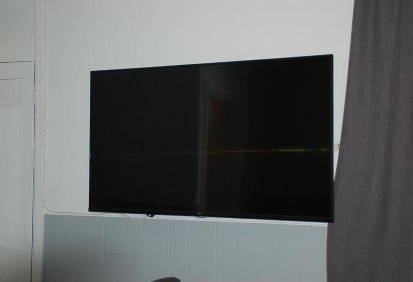 جناح ديلوكس سرير كينج, Calder Motel