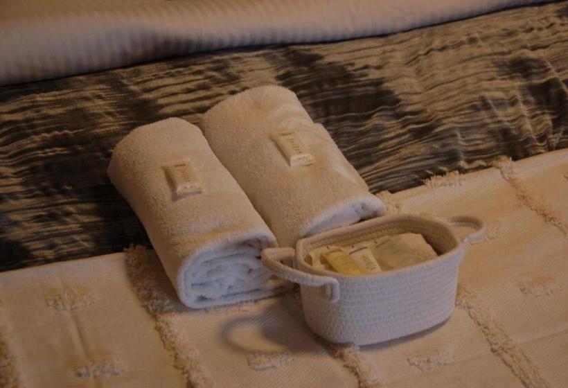 חדר דלוקס עם מיטת קינג, Calder Motel