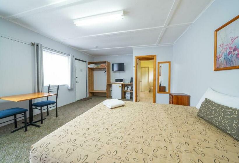 חדר סטנדרט, Castle Motel