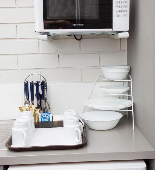 اتاق خانوادگی, Crystal Fountain Motel Albury