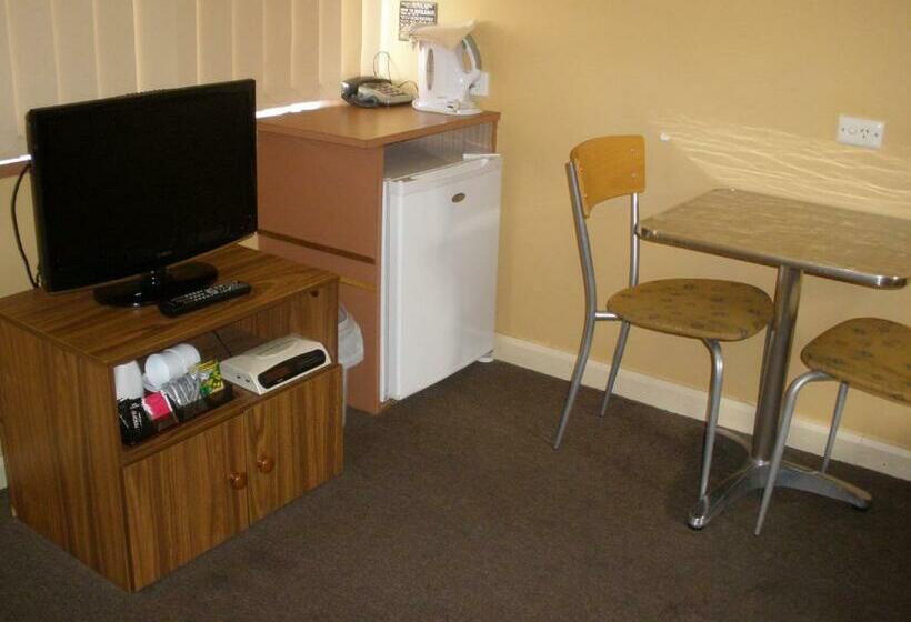 Номер Стандарт, Grand Central Motel