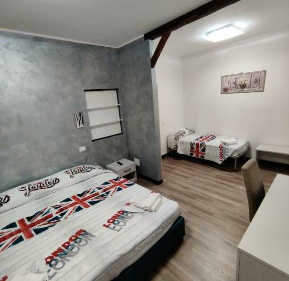 4인용 스탠다드 룸, Albergo Baffo