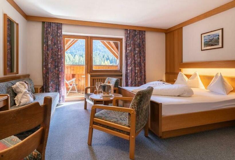 غرفة سوبيريور مزودة بشرفة, Cendevaves Alpine Silence