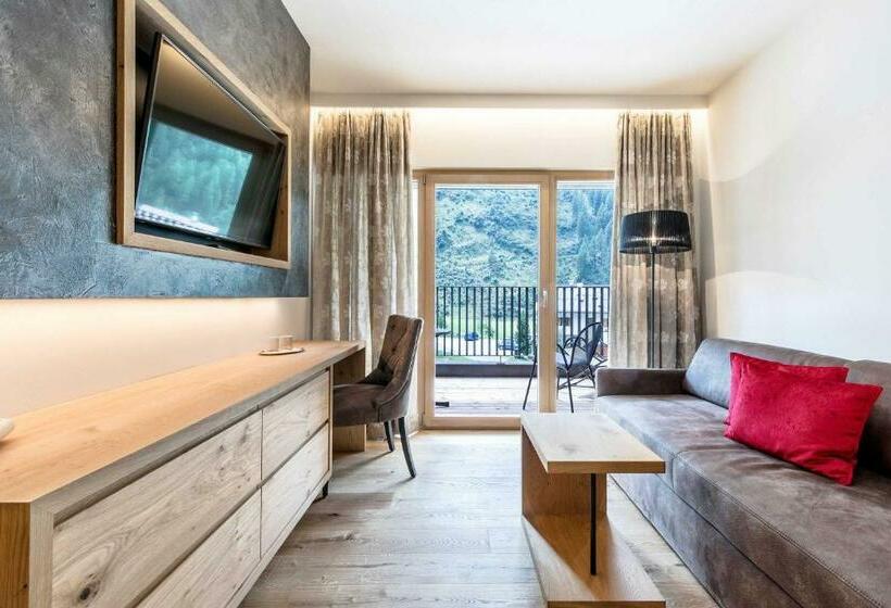 جناح مزوَّد بشرفة, Eden