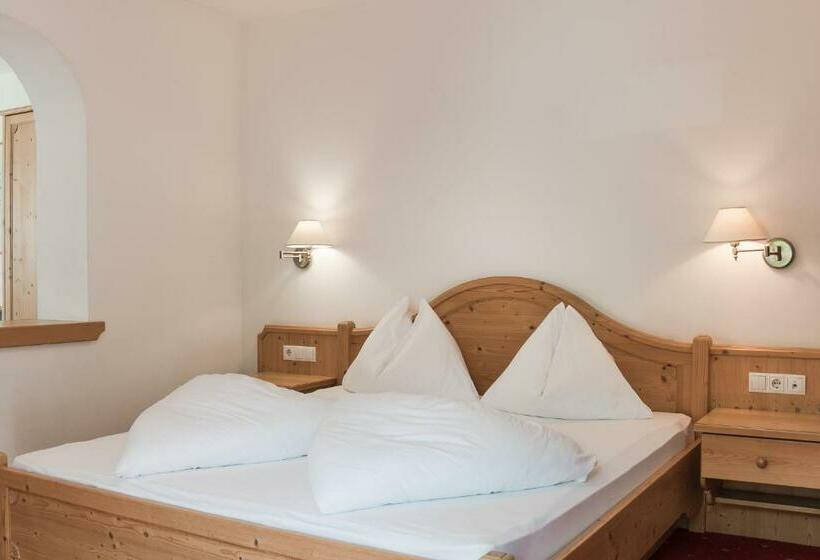 스위트, Park Hotel Villa Etschland