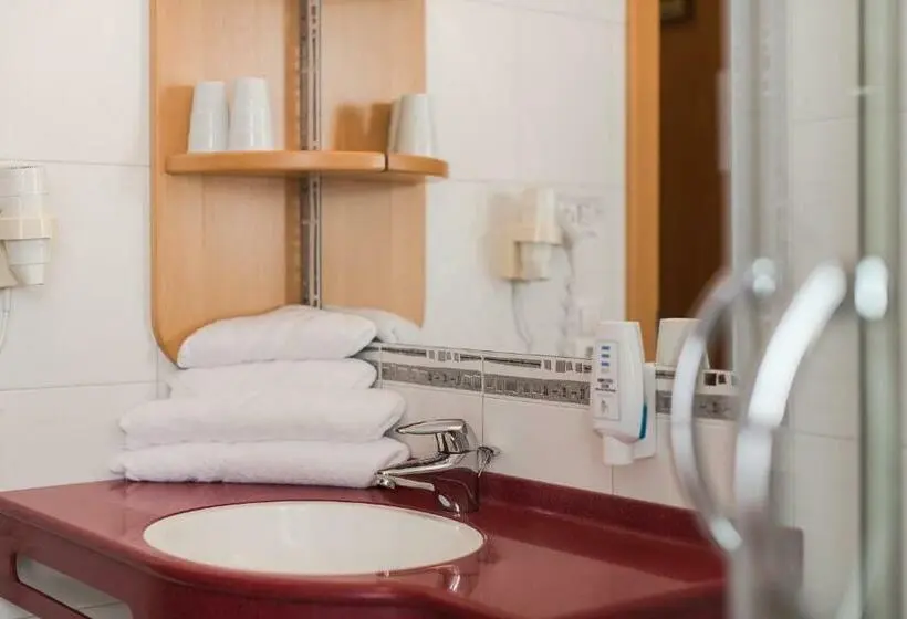 マウンテンビュースタンダードルーム, Park Hotel Villa Etschland