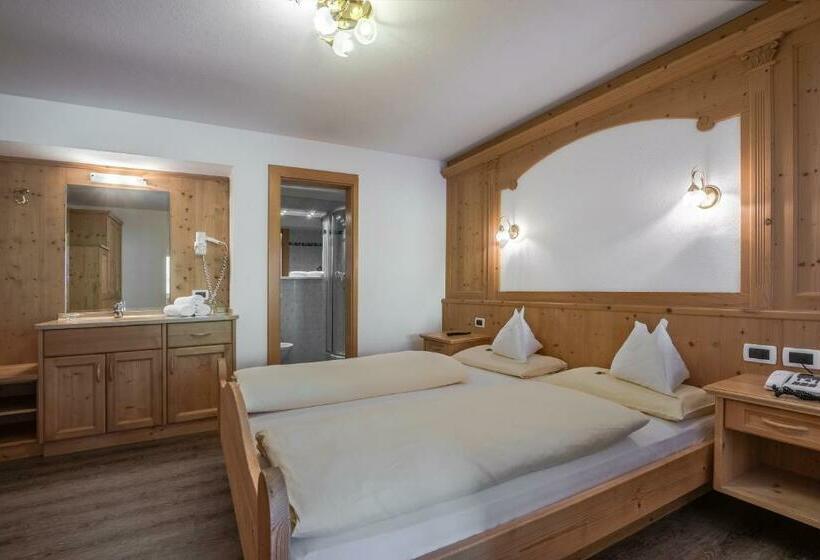 4인용 수피리어 룸, Pensione Camoscio