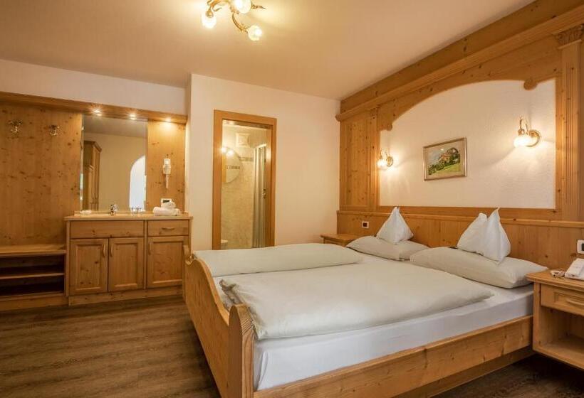 4인용 수피리어 룸, Pensione Camoscio