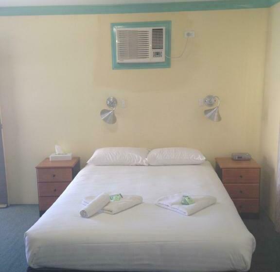 ファミリールーム, John Oxley Motel