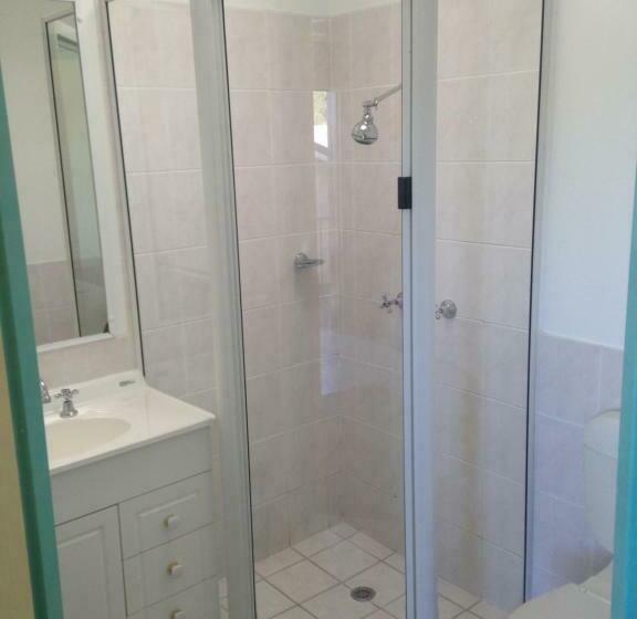 スタンダードルーム, John Oxley Motel