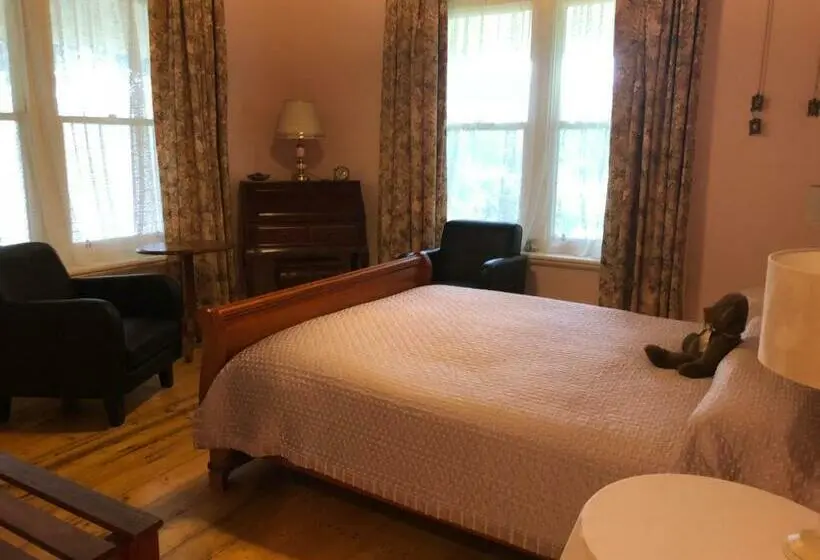 اتاق استاندارد با وان آب گرم, Lorelei Bed & Breakfast