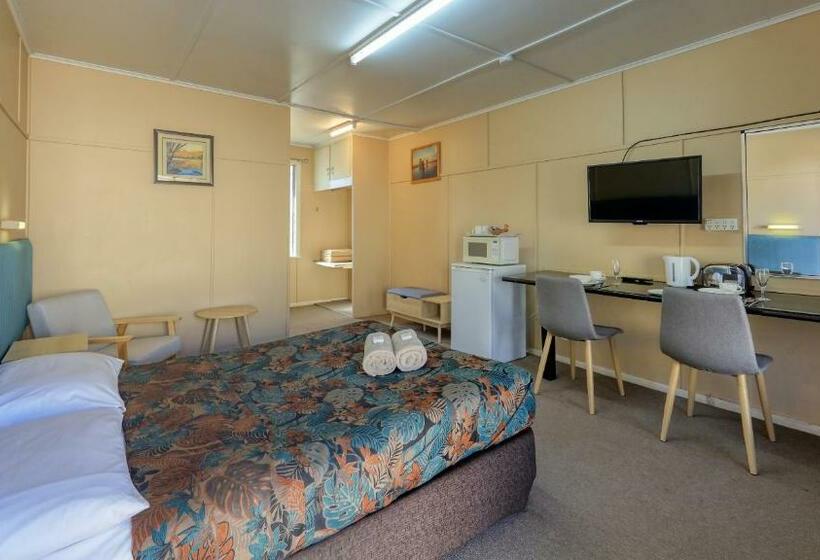 Quarto Estandar, Matilda Motel