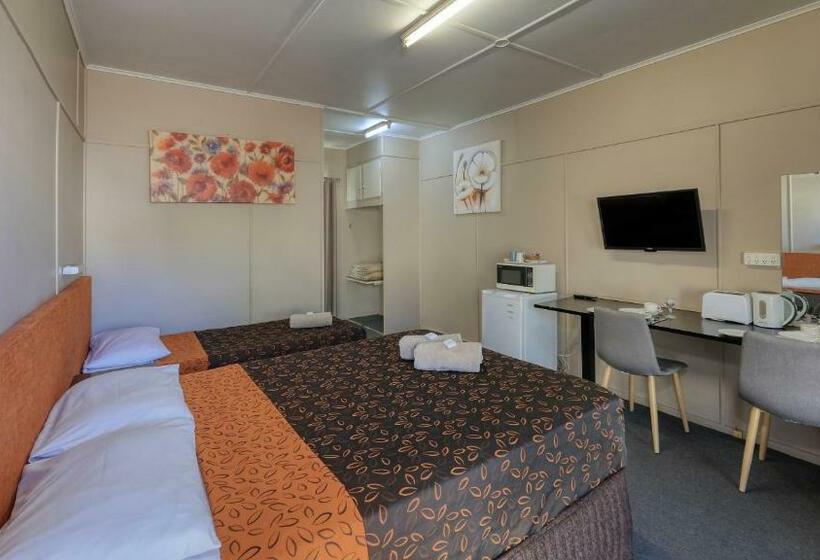 Quarto Estandar, Matilda Motel
