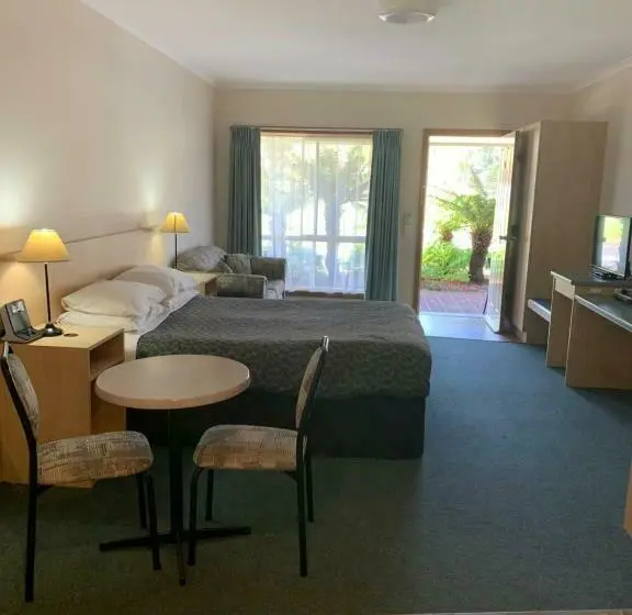 バスタブ付きスタンダードルーム, Arthur Phillip Motor Inn