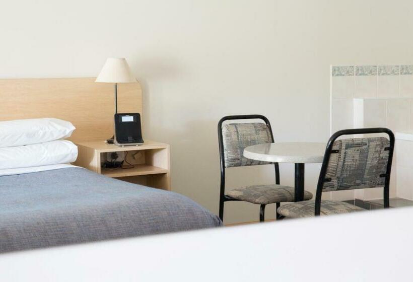 חדר סטנדרט עם ג'קוזי, Arthur Phillip Motor Inn