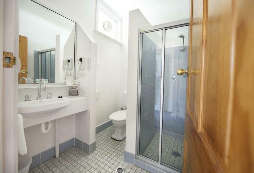 اتاق استاندارد, Redhill Cooma Motor Inn