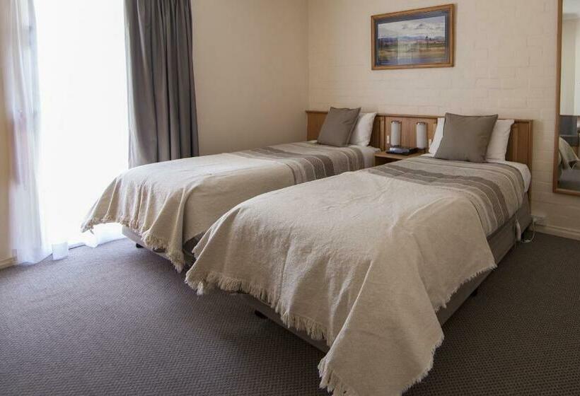 سوییت اجرایی, Redhill Cooma Motor Inn