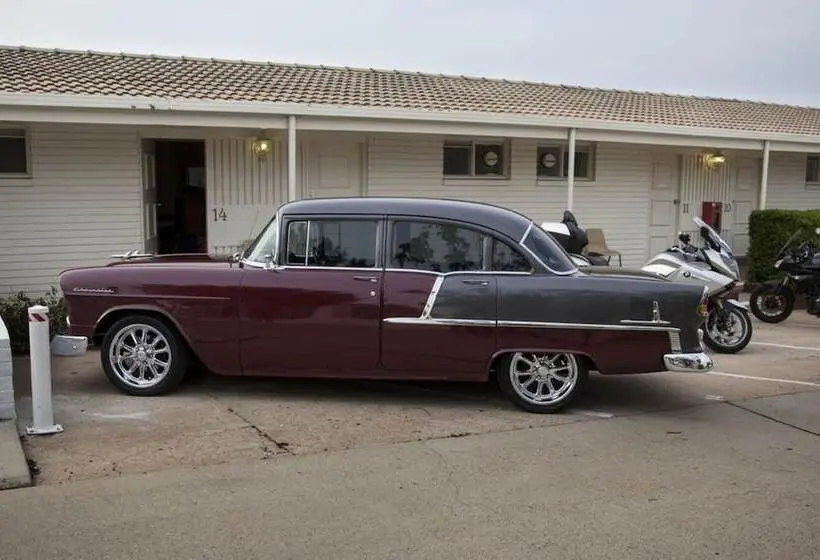 Standard Kolmen Hengen Huone, Redhill Cooma Motor Inn
