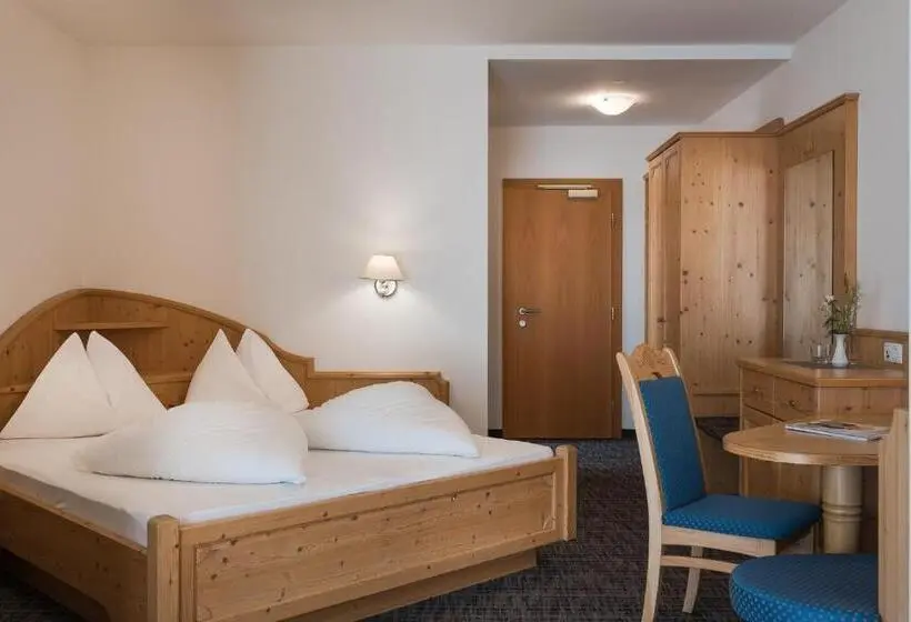 バルコニー付スイート, Park Hotel Villa Etschland