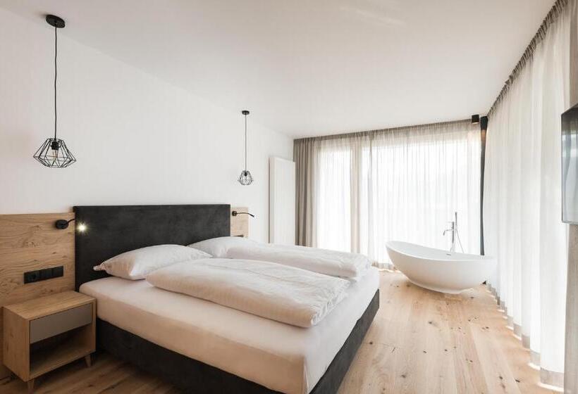 디럭스 스위트, Park Hotel Villa Etschland