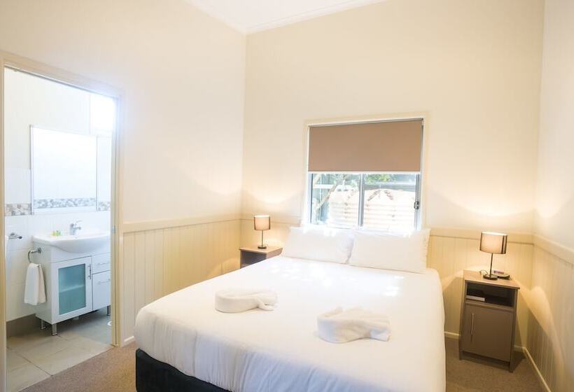 Вилла Deluxe 3 Спальни, Fingal Bay Holiday Park