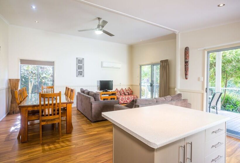 3ベッドルームのデラックスビラ, Fingal Bay Holiday Park