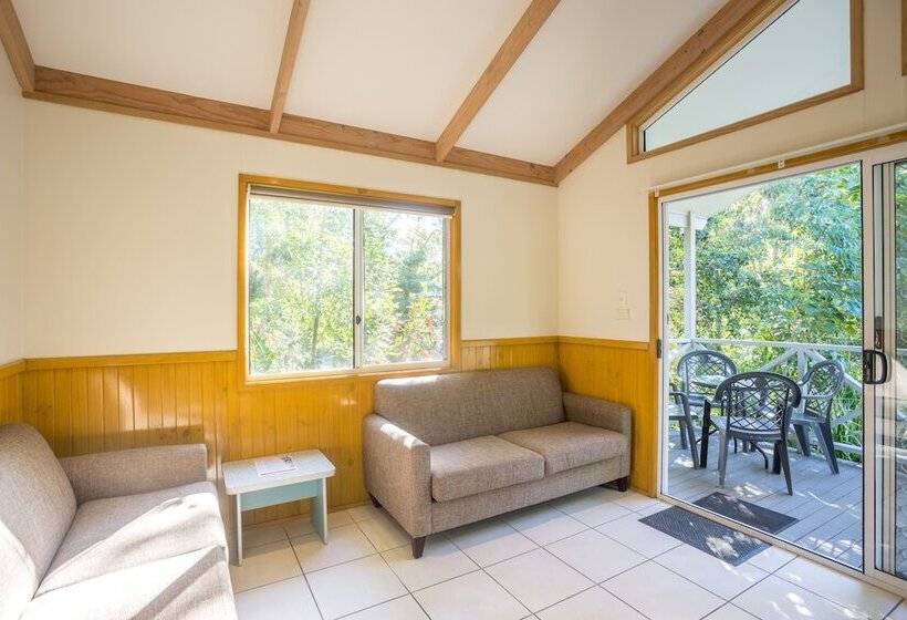 Вилла 2 Спальни, Fingal Bay Holiday Park