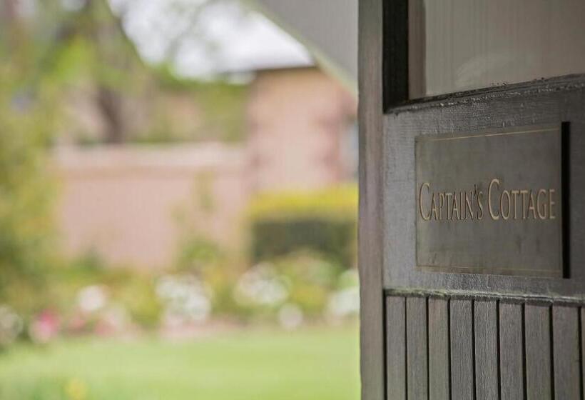 오두막, Seahorse Inn Hotel & Villas