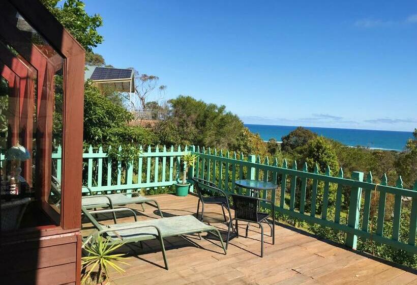 디럭스 테라스 룸 바다 전망, The Goat And Goose Bed & Breakfast