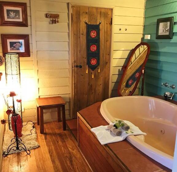 스탠다드 자쿠지 룸, The Goat And Goose Bed & Breakfast