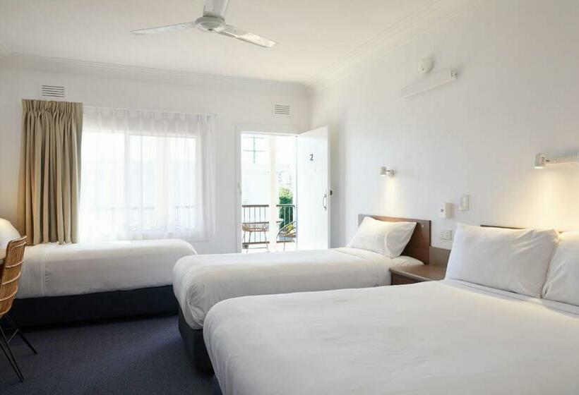 Семейный Номер, The Sails Motel Brunswick Heads