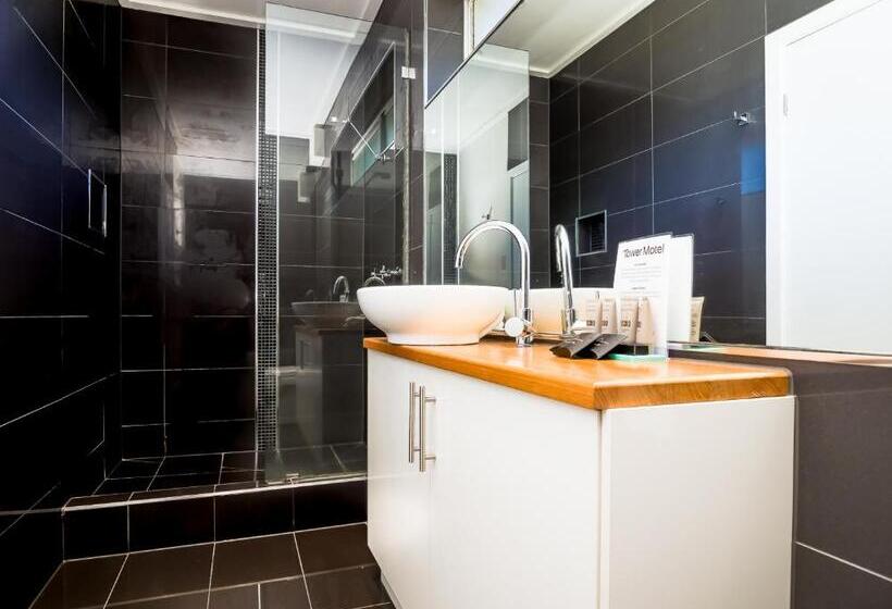 סוויטה דלוקס, Tower Motel Marysville