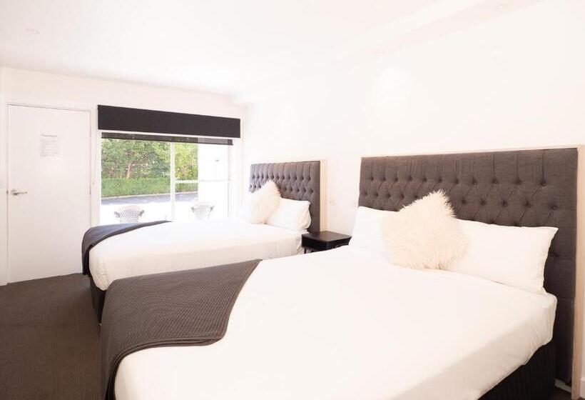 جناح ديلوكس, Tower Motel Marysville