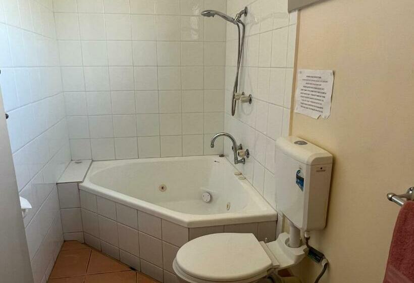 디럭스 룸, Woodmans Hill Motel