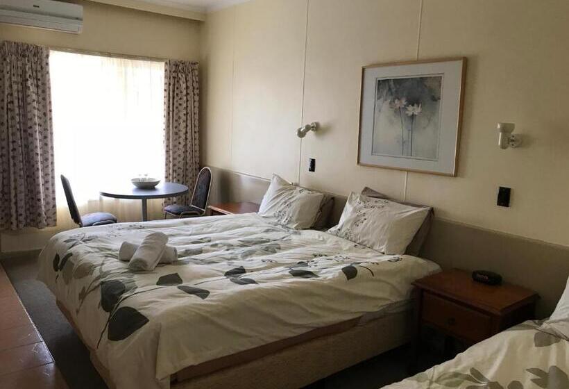 컴포트 룸, Woodmans Hill Motel