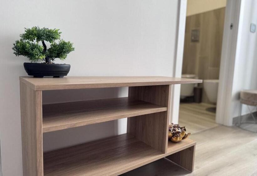 اتاق استاندارد سه نفره, Ilary Rooms 2.0