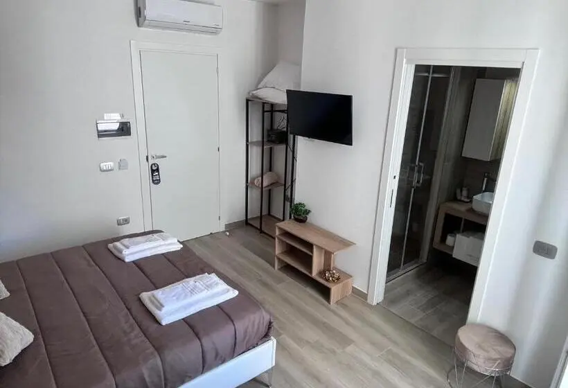اتاق استاندارد سه نفره, Ilary Rooms 2.0