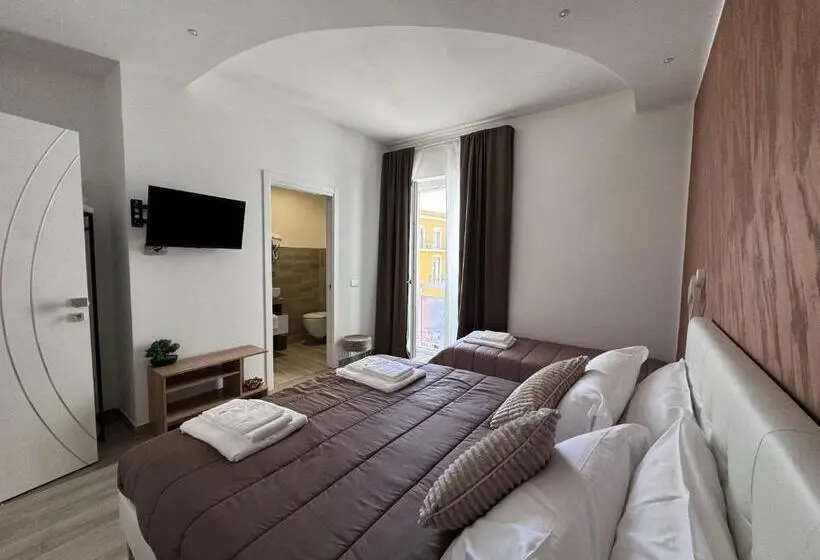 اتاق استاندارد سه نفره, Ilary Rooms 2.0