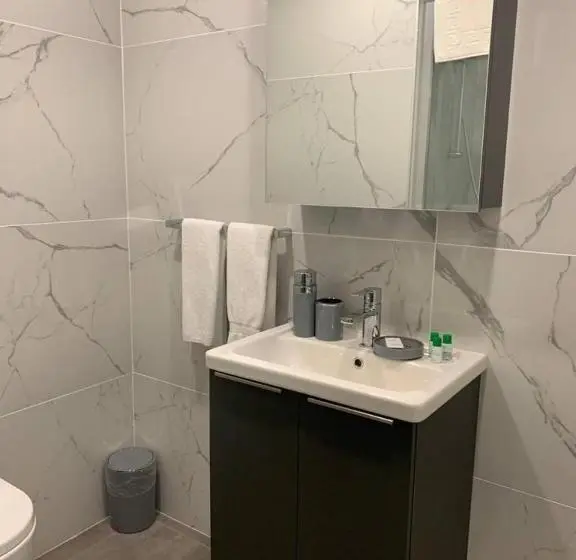 استودیوی استاندارد, Courtyard Long Beach Holiday Resort
