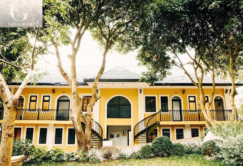 اتاق استاندارد با چشم‌انداز دریاچه, Cerf Volant Soc Son Resort