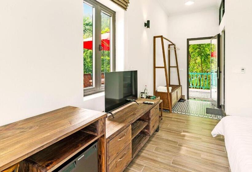 اتاق استاندارد با چشم‌انداز کوهستان, Cerf Volant Soc Son Resort