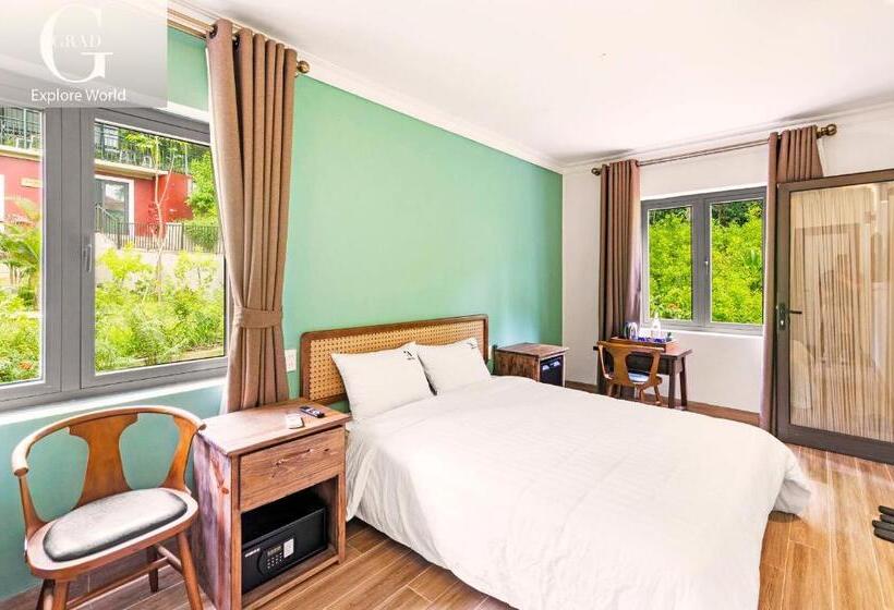 اتاق استاندارد با چشم‌انداز کوهستان, Cerf Volant Soc Son Resort