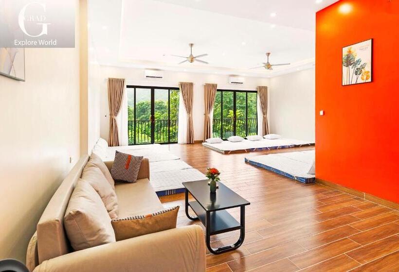 اتاق استاندارد با چشم‌انداز دریاچه, Cerf Volant Soc Son Resort